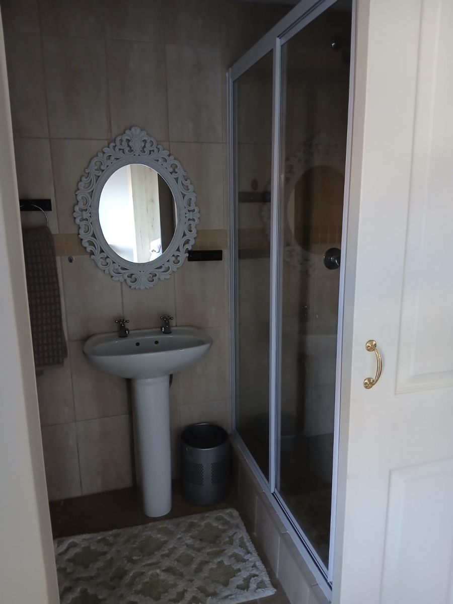 To Let 1 Bedroom Property for Rent in Dana Bay Western Cape